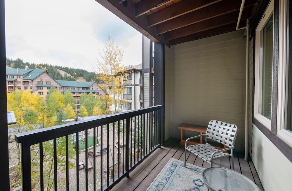 Condo, 1 Bedroom photo 3