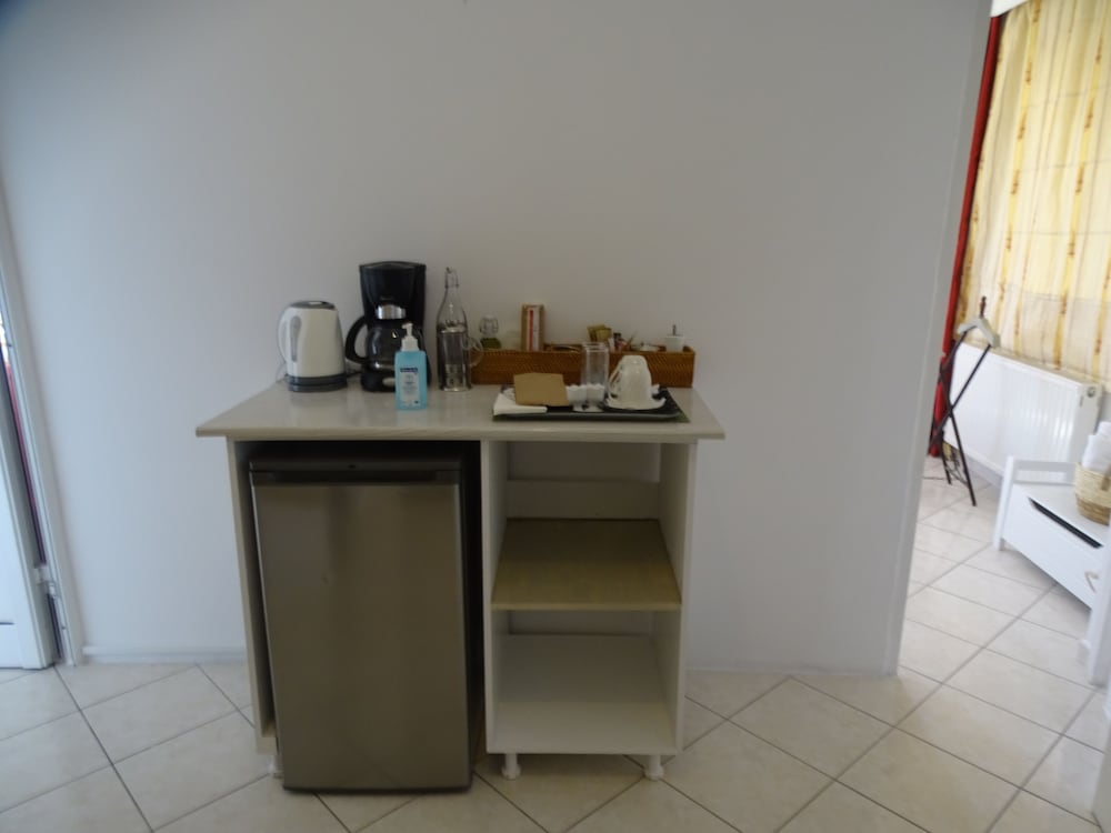 Apartment (First Floor) photo 3