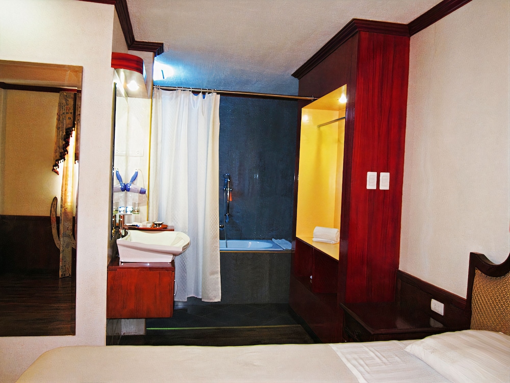 Family Studio Suite photo 2