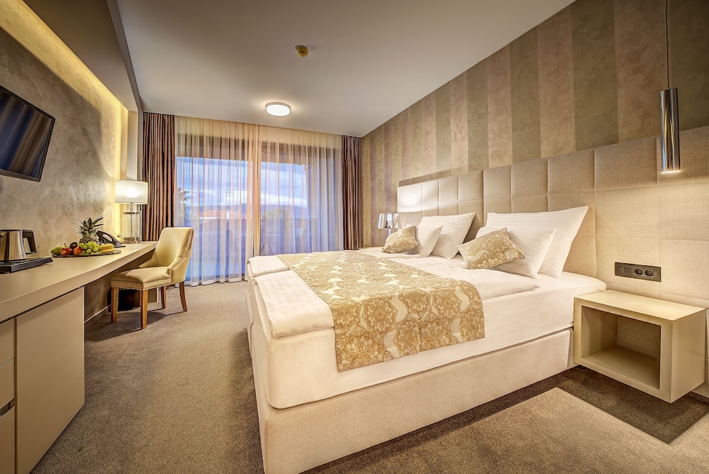 Superior Double Room, Sea View photo 1