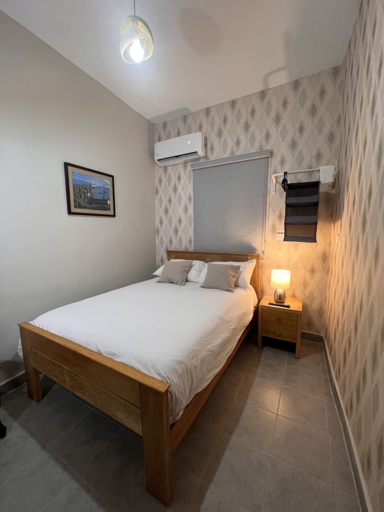 Room 10 photo 2