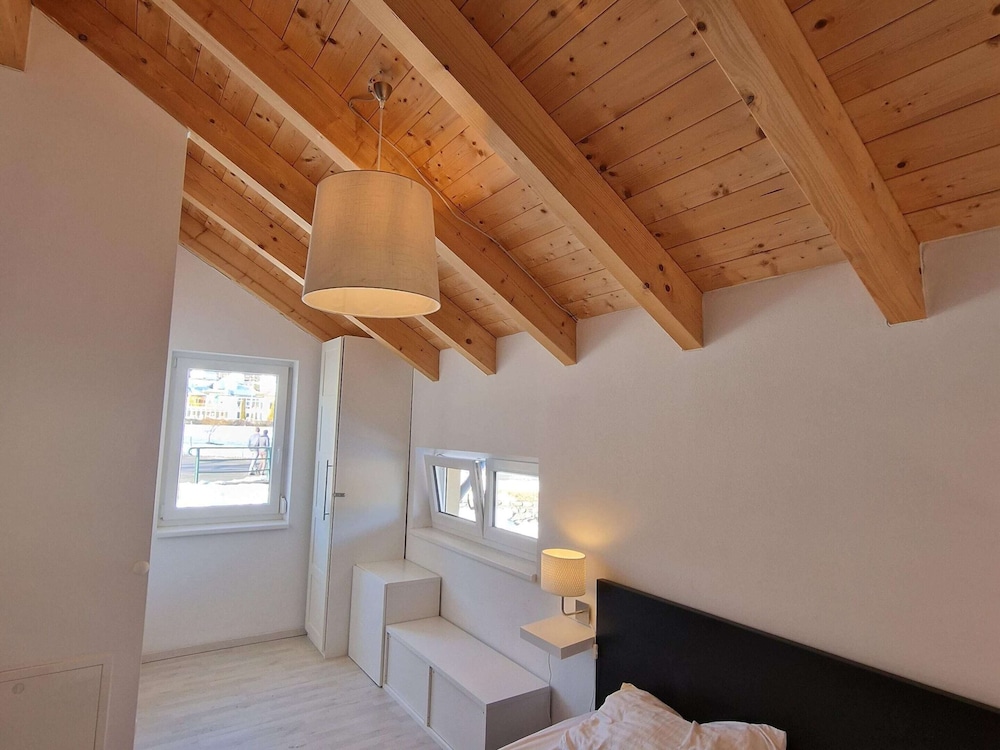 Traditional Room photo 1