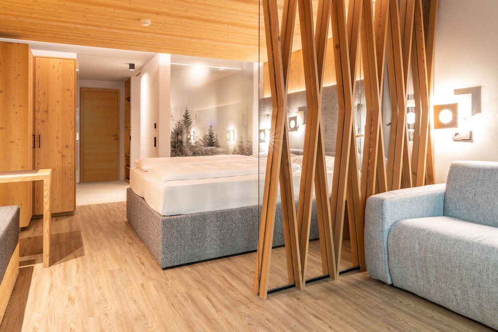 Superior Room, Multiple Beds photo 1