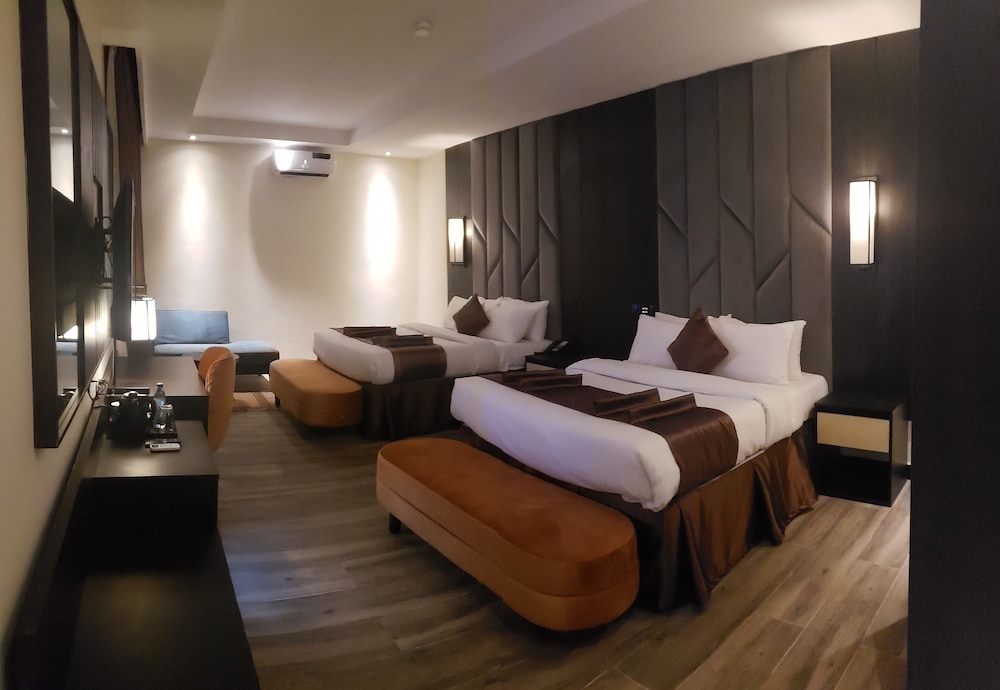 Premium Double or Twin Room photo 1