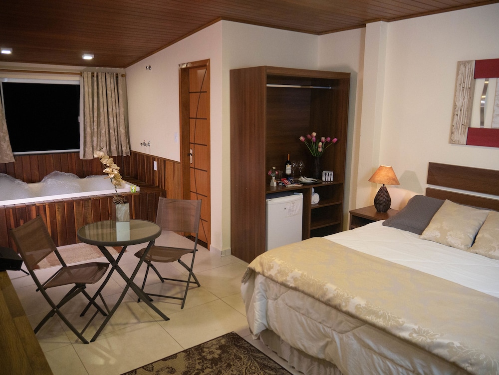 Deluxe Double or Twin Room, 1 Bedroom photo 3