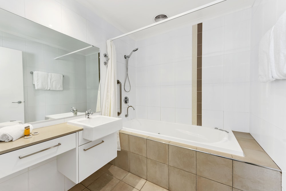 Premier Apartment, 2 Bedrooms photo 2