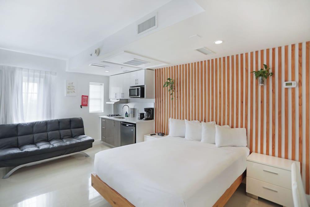 Supreme Deluxe One Bedroom Kitchen