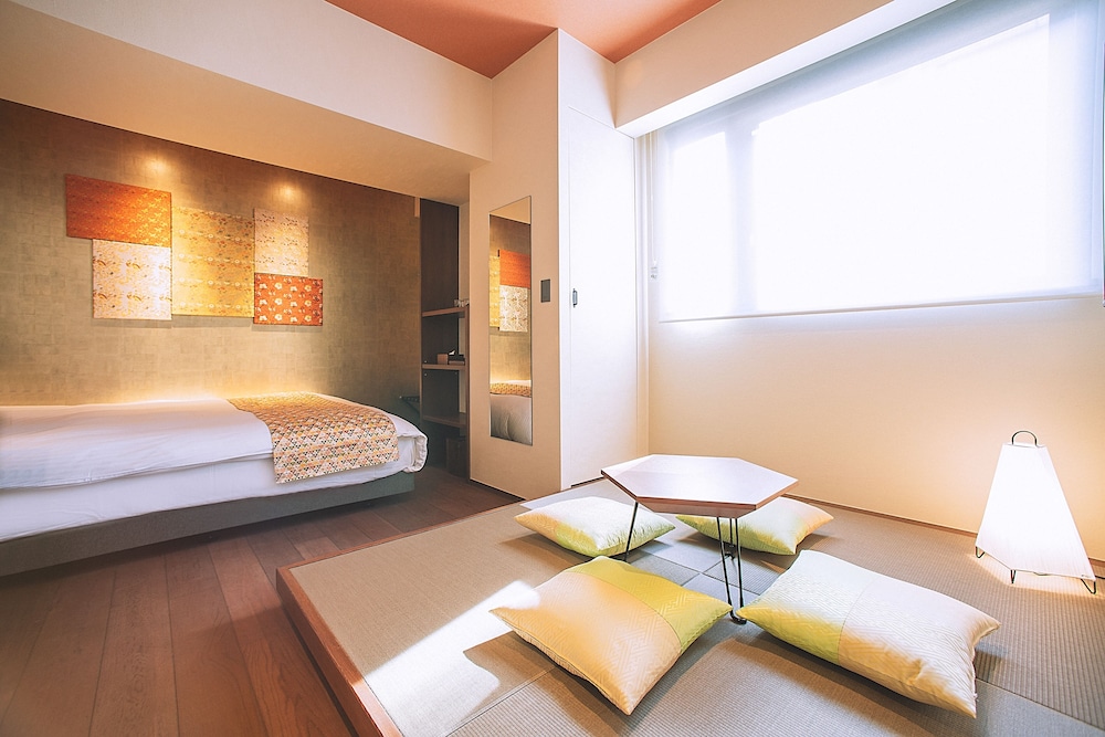 Junior Double or Twin Room photo 1