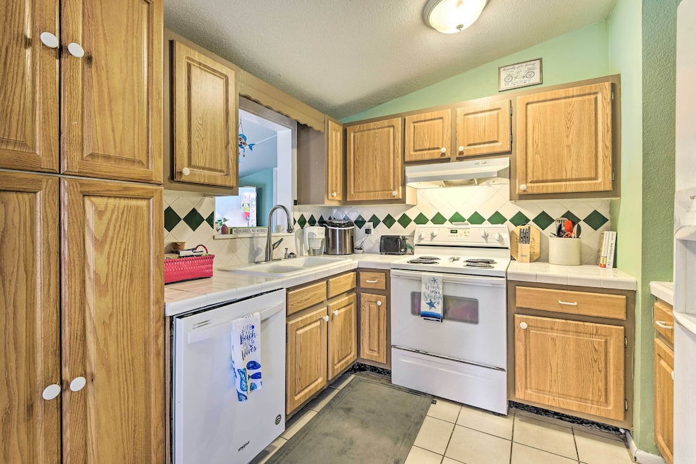 House (2 Bedrooms) photo 2