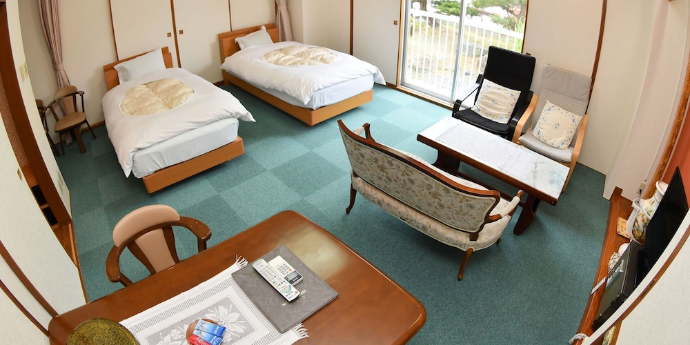 Twin Room, Non Smoking photo 1