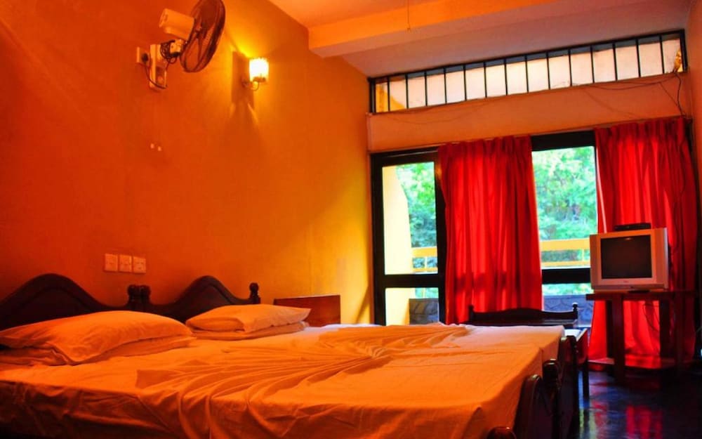 Standard Room, River View photo 3