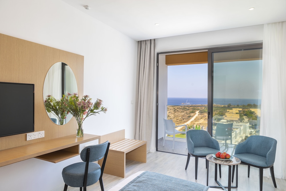 Room, Sea View - Photo 4