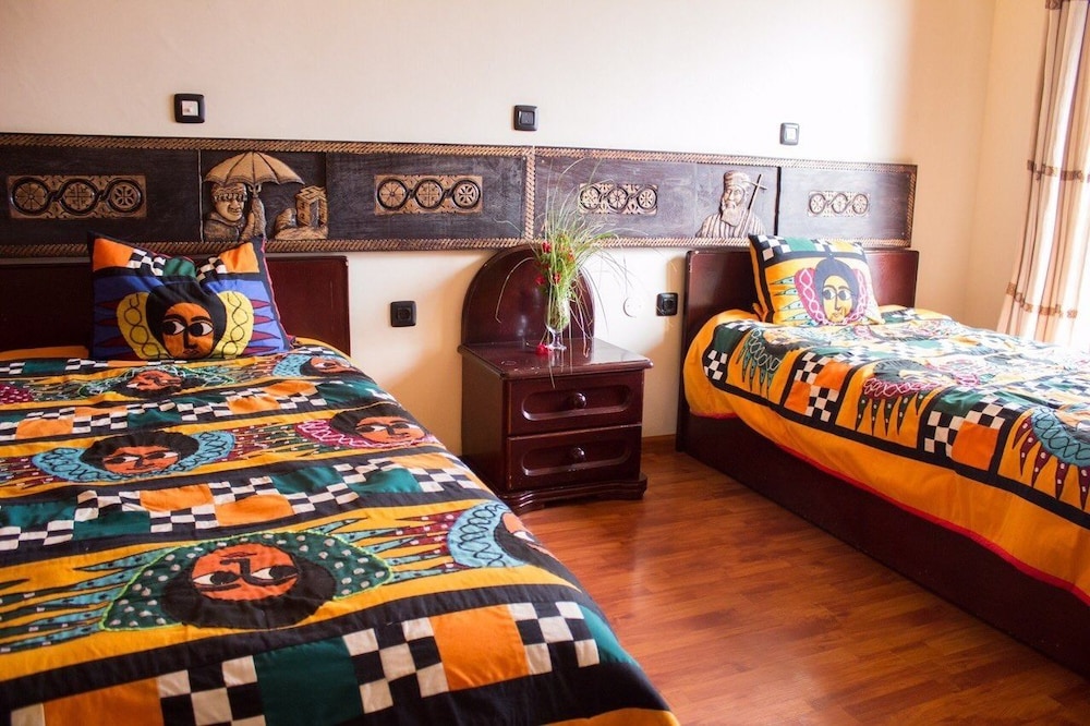 Double or Twin Room, Mountain View