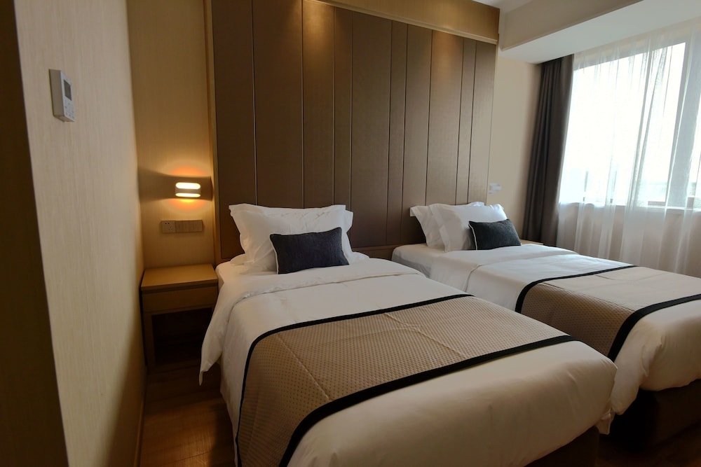 Standard Twin Bed photo 3