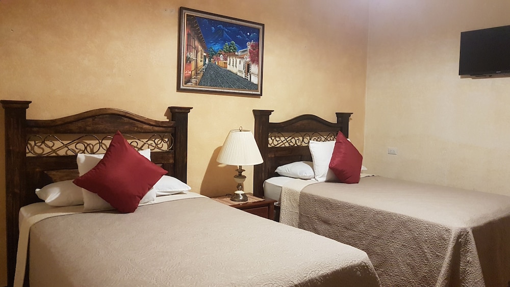 Classic Double Room, Multiple Beds