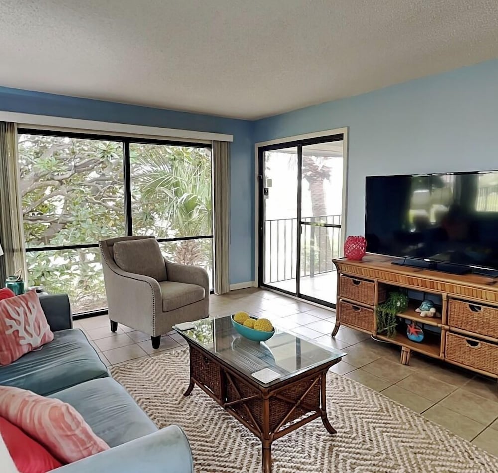 Condo, Multiple Beds, Balcony, Golf View (Villa 1607 - No Pets)