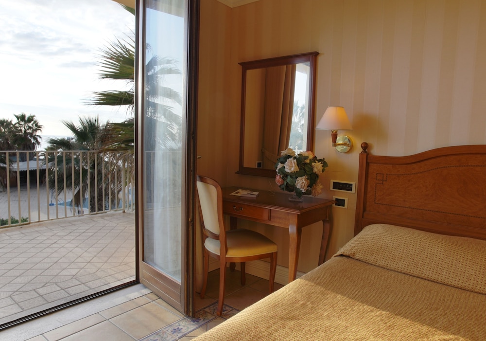 Junior Suite, Balcony, Sea View photo 3
