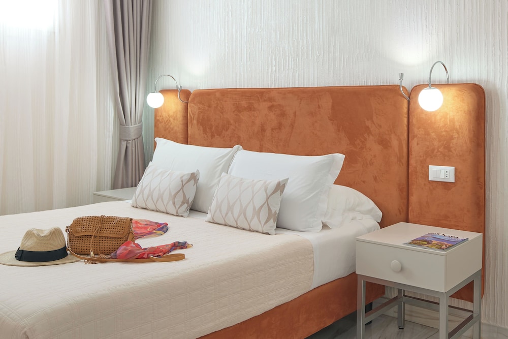 Economy Double Room, 1 Large Twin Bed