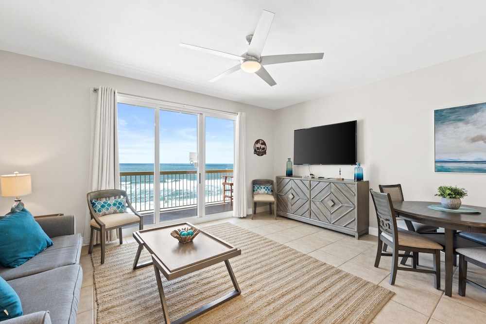 Condo, 1 Bedroom, Ocean View, Beachfront (903E)