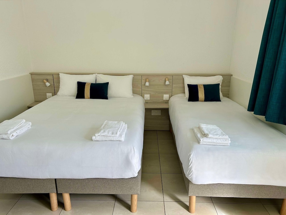 Quadruple Room photo 2