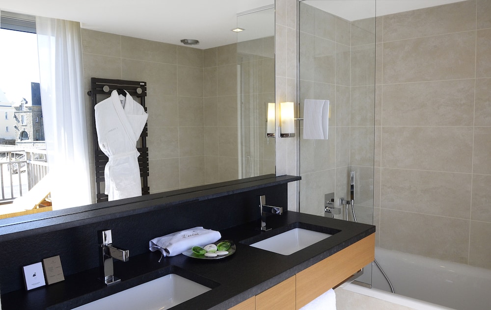 Family Suite, Terrace, Sea View photo 3