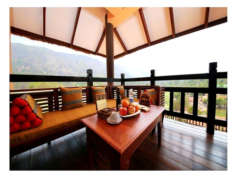 Deluxe Villa photo 2