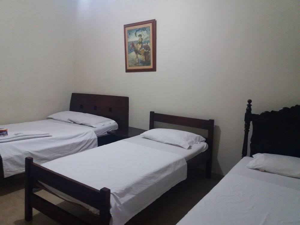 Triple Room (Air Conditioner)