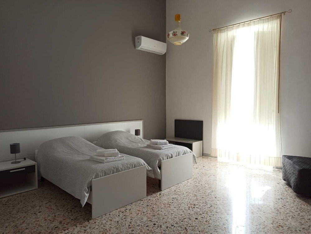 Comfort Apartment photo 2