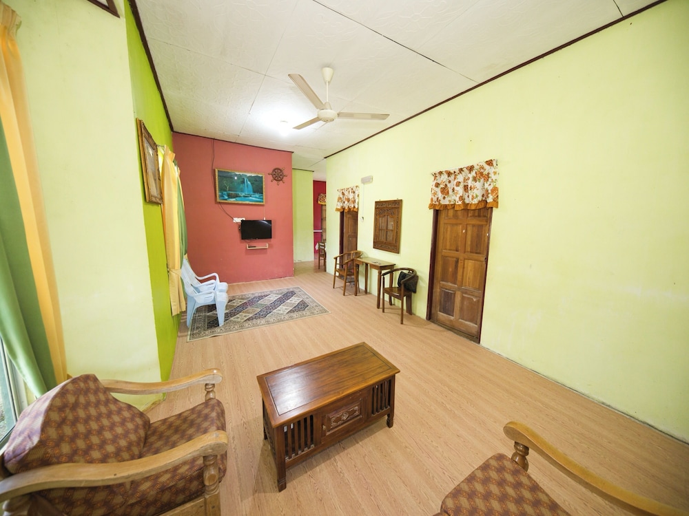 Signature Apartment, 3 Bedrooms photo 2