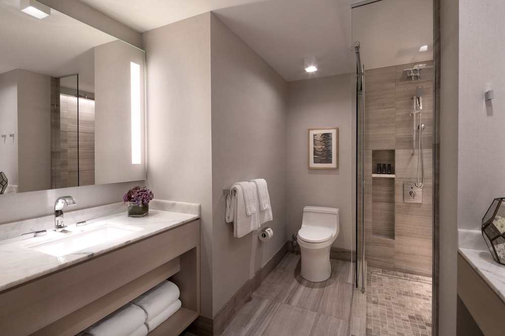 Suite, 1 Bedroom, Tower - Photo 6