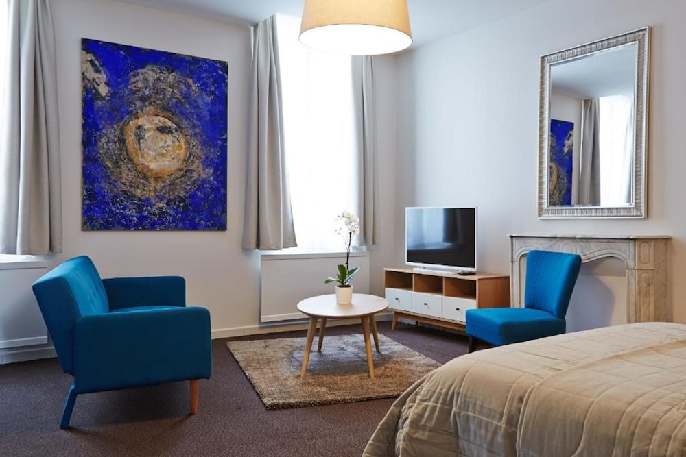 Deluxe Apartment, City View (2nd floor)