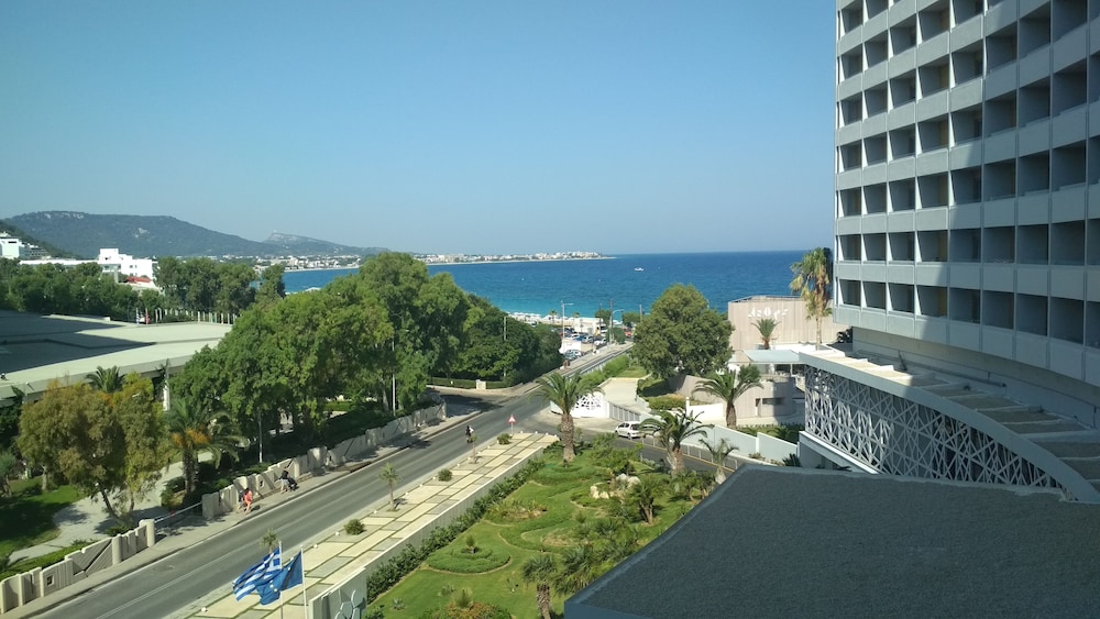 Twin Room, Partial Sea View
