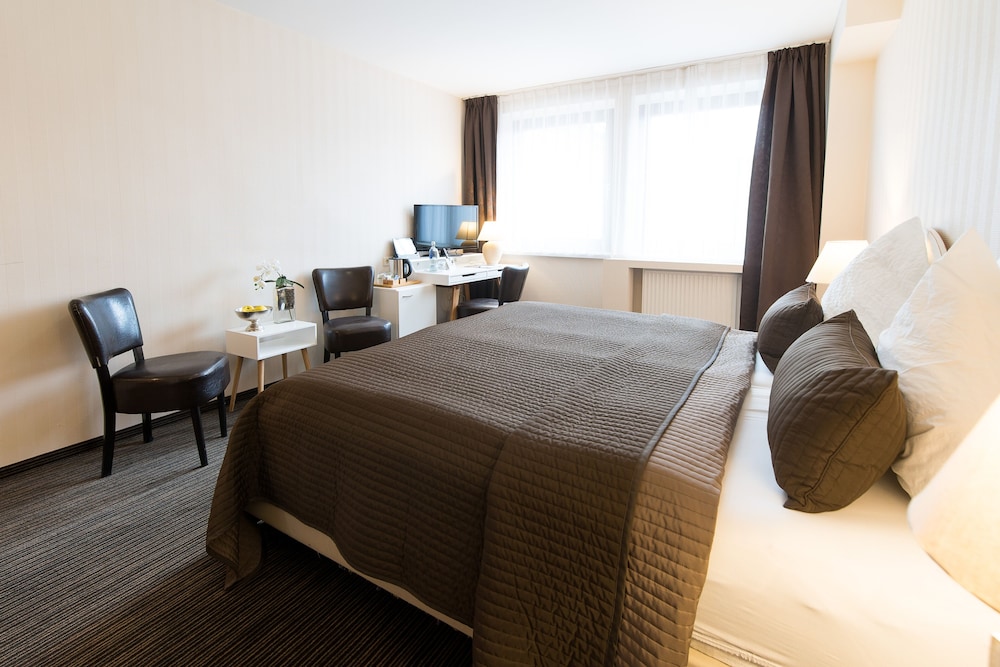 Double Room, City View