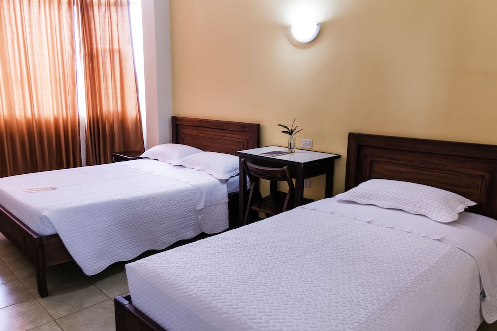 Standard Double Room, Multiple Beds photo 3