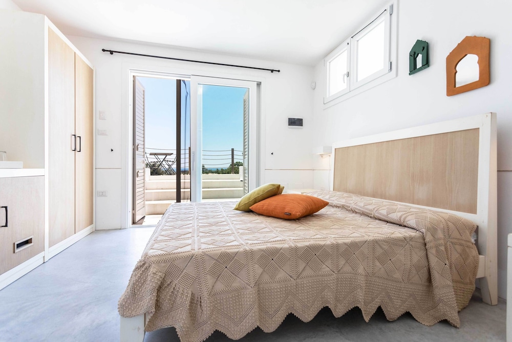 Comfort Villa, Pool Access, Sea View photo 1