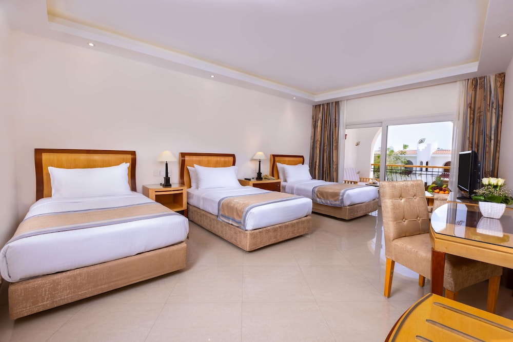 Triple Room, Garden View (Diplomatic) photo 3