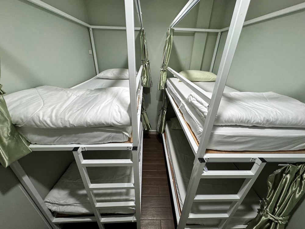 Bunk Bed in Mixed Dormitory Room photo 1