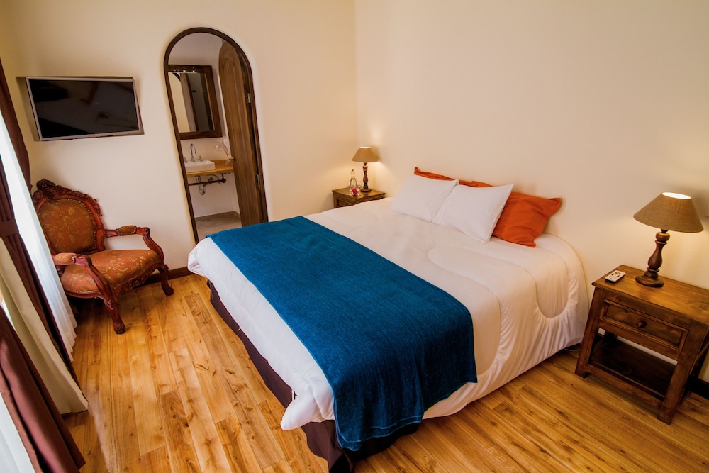 Deluxe Room, 1 Bedroom, Garden View