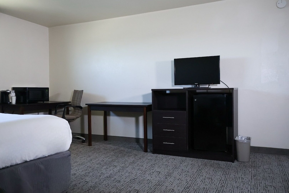 Double Room, 2 Queen Beds, Non Smoking photo 2