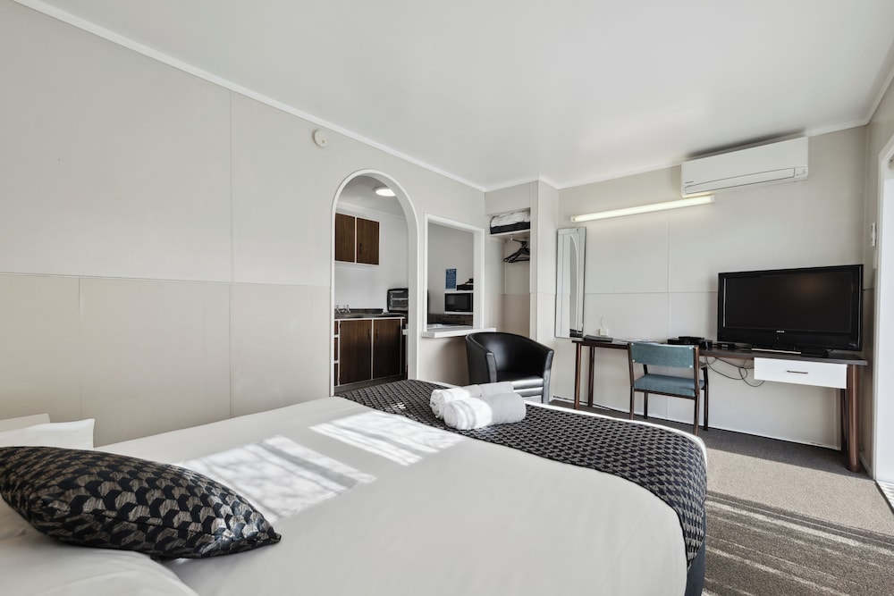 Studio Suite photo 2