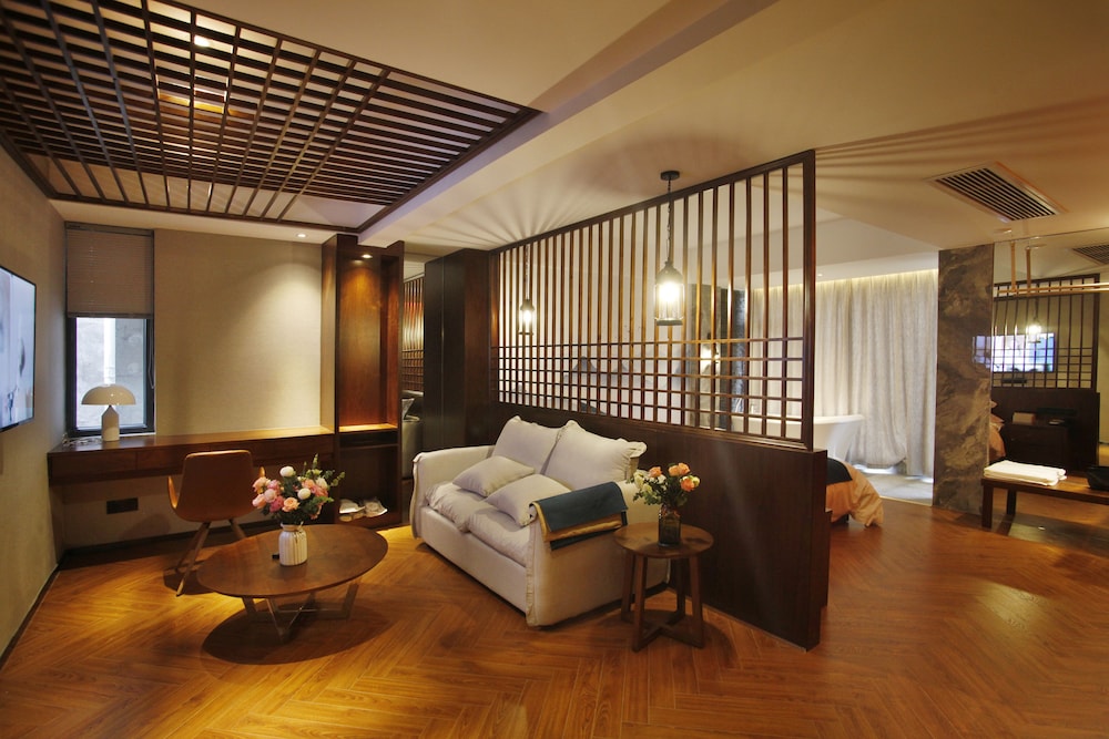 Suite photo 1