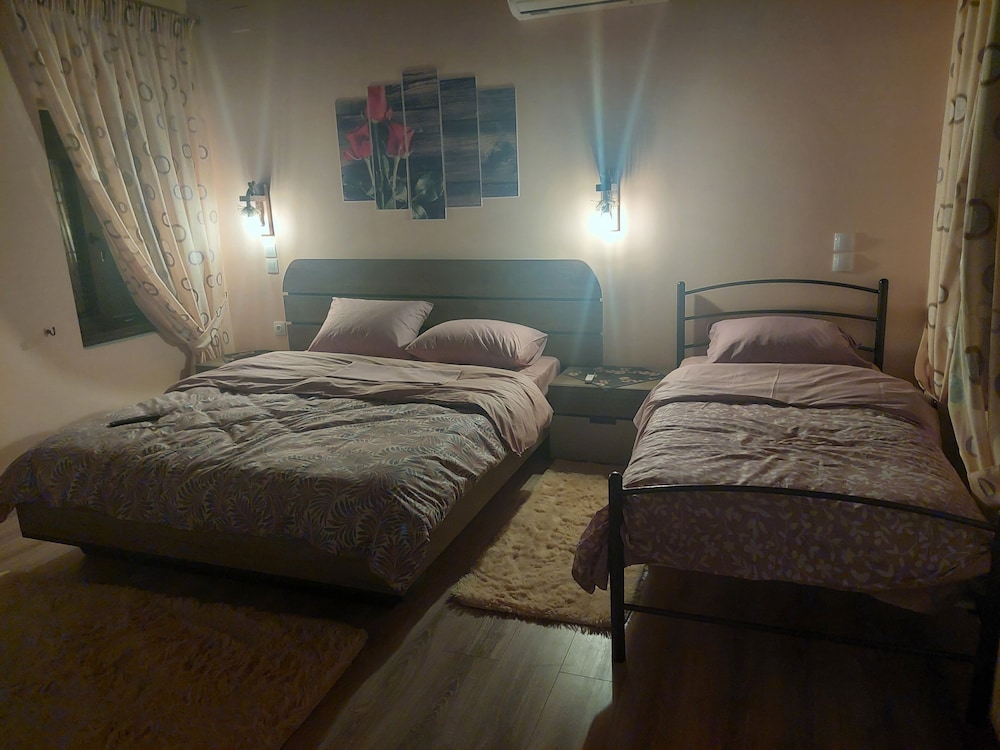 Basic Townhome, 2 Bedrooms