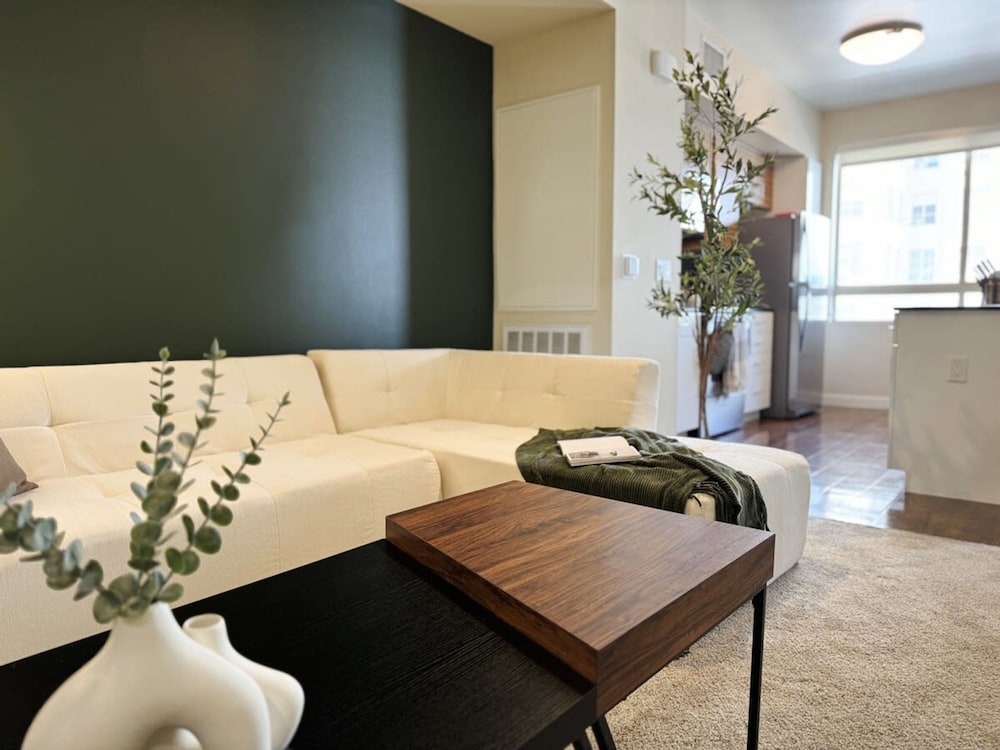 Stylish Retreat W Pool GYM Parking 10min to Cedars, Fotografia 42