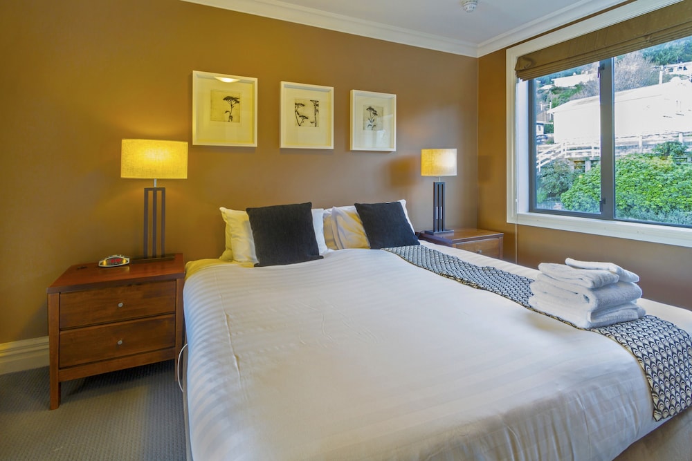 2 Bedroom Lakeview Suite - Photo 1