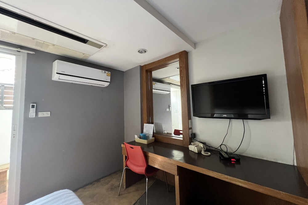 Standard Room photo 3