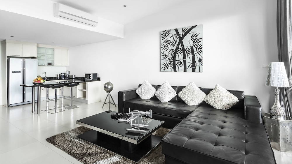 One Bedroom Private Pool Penthouse - Photo 4