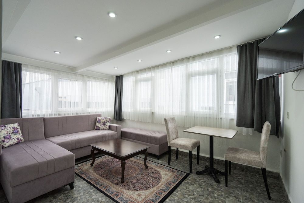 Comfort Suite photo 3