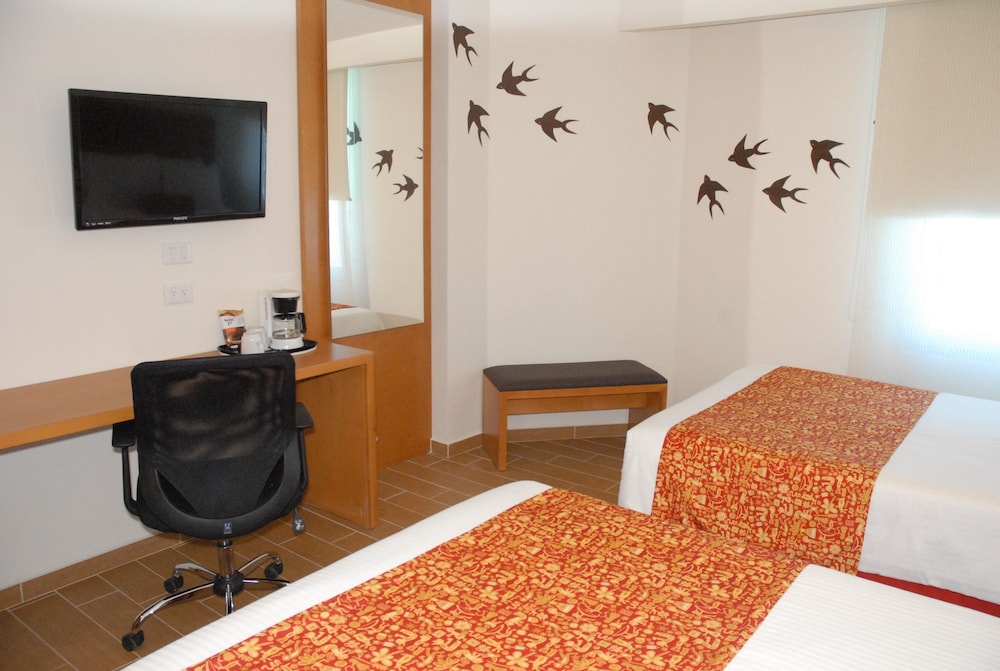 Standard Room - Photo 8