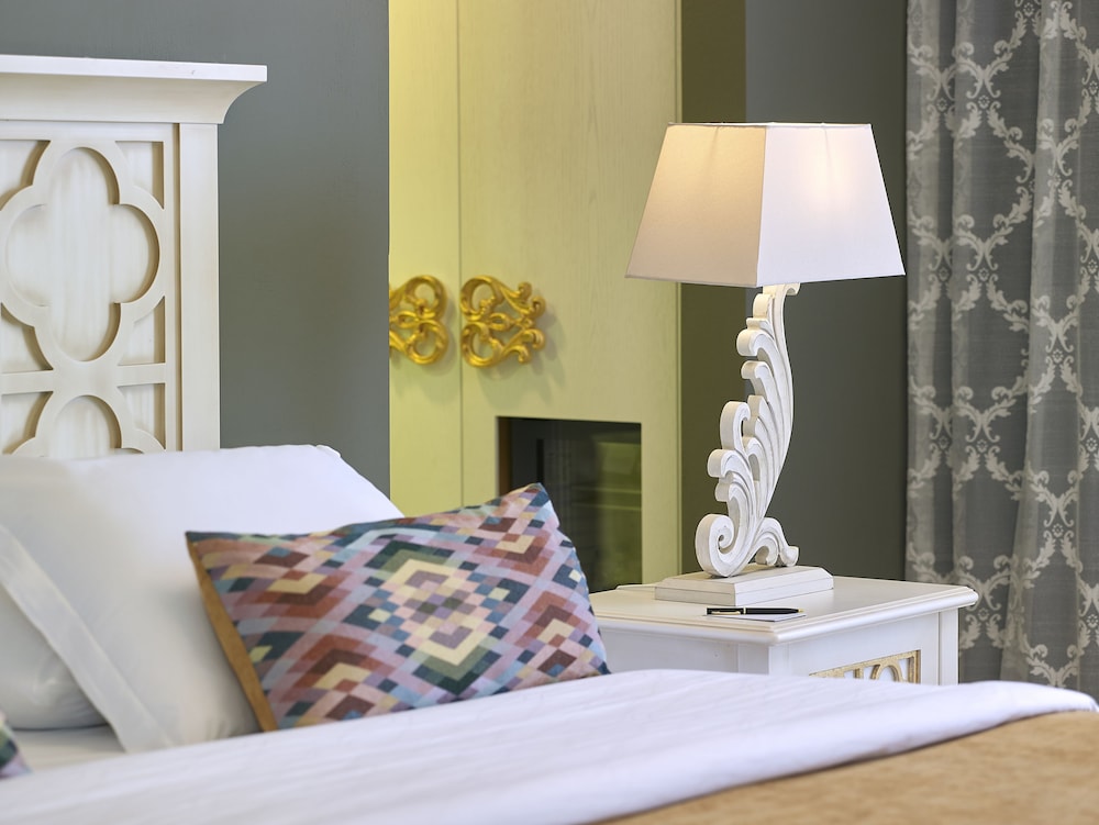 Deluxe Room, Private Pool, Garden View (Family)