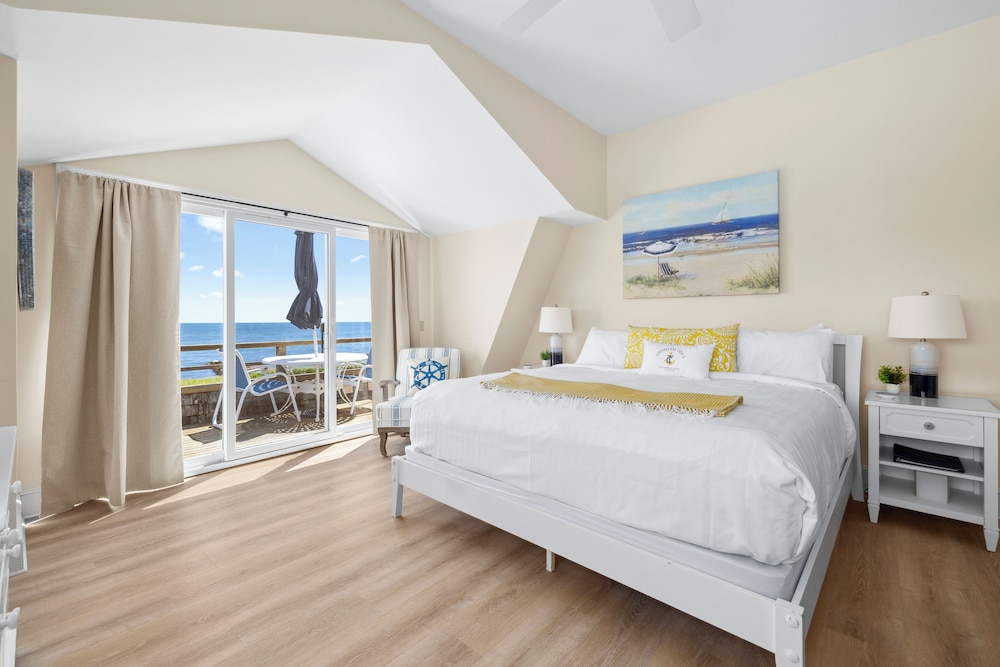 Basic Room, Multiple Beds, Oceanfront photo 3